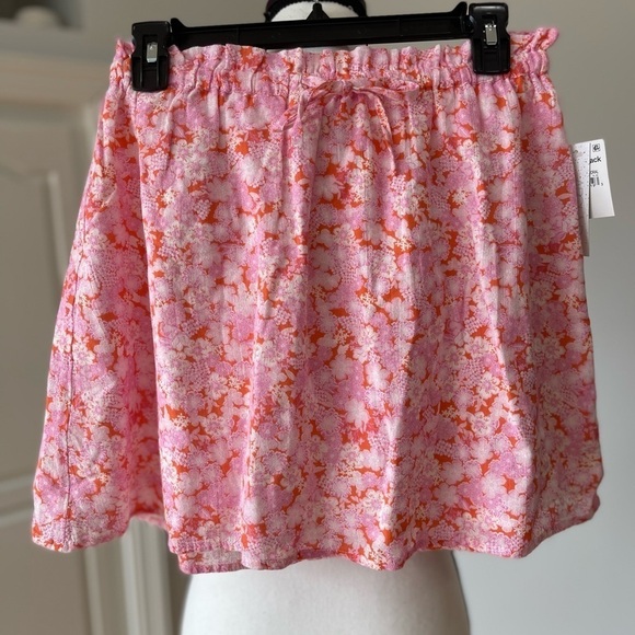 Abound NWT coral pink floral lined skirt in a size small - Picture 16 of 16